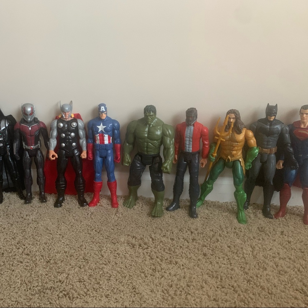 Super Hero Figures